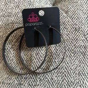 Paparazzi hoop earrings - new